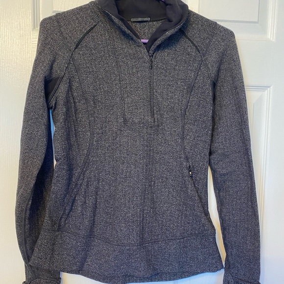 Lululemon grey half zip sweater - Picture 1 of 7